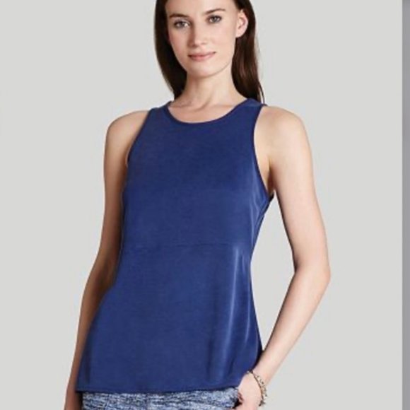 BCBG MaxAzria tan Caralyn top, size M - Picture 5 of 6